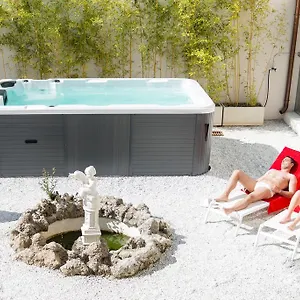 Rosso Di Sera Tuscany - Adults Only